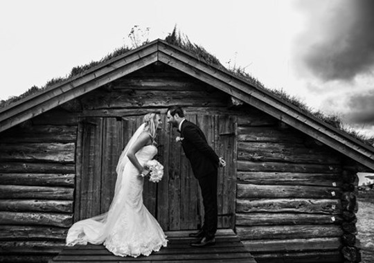 Brudepar på Gomobu. Foto: Gomobu